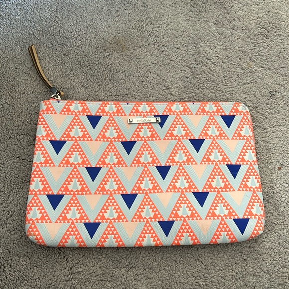 Clutch - Picture 1 of 3